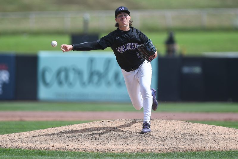 Waukee junior Brayden Moore (1) pitches the ball to the batter during the Iowa High School baseball tournament on Tuesday, July 22, 2025, at Lewis & Clark Park in Sioux City, Iowa.