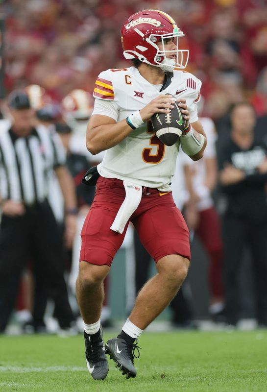 Aug 23, 2025; Dublin, IRELAND; Iowa State quarterback Rocco Becht during the Aer Lingus Classic between Iowa State and Kansas State at Aviva Stadium. Mandatory Credit: Laszlo Geczo/INPHO via Imagn Images