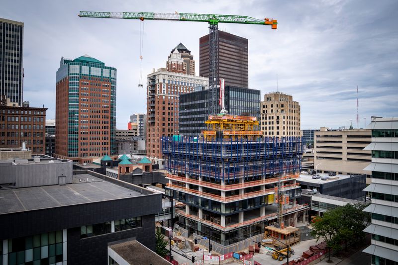 515 Walnut, where workers are building the ninth floor of the 33-story apartment tower, as seen on Sept. 9.
