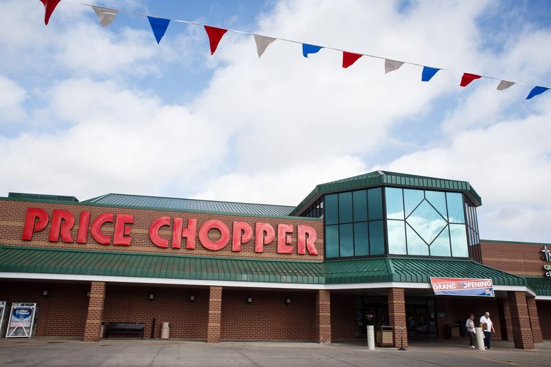 The Price Chopper on Ingersoll Avenue is seen on Nov. 3, 2015, in Des Moines.