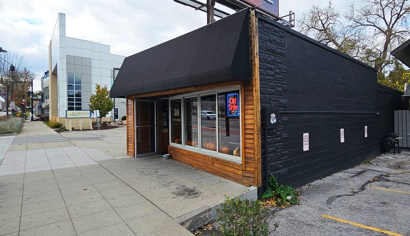 GT Lounge is a self-described “punk-rock Cheers” with racing-themed décor, more than 90 beers, a solid whiskey lineup, and a gritty-yet-welcoming vibe.