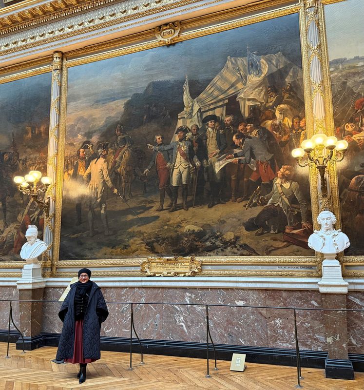 Auguste Couder’s “Siege of Yorktown, 1781” (1836, Château de Versailles, France) underscores the importance of the 1778 French-American Alliance, depicting General George Washington flanked by Comte de Rochambeau and Marquis de Lafayette.