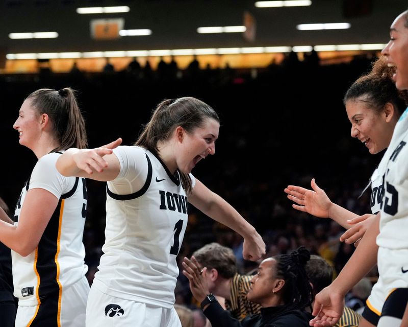Iowa guard Taylor Stremlow (1) reacts during a basketball game against the Drake Bulldogs on Nov. 13, 2025, at Carver-Hawkeye Arena in Iowa City, Iowa.