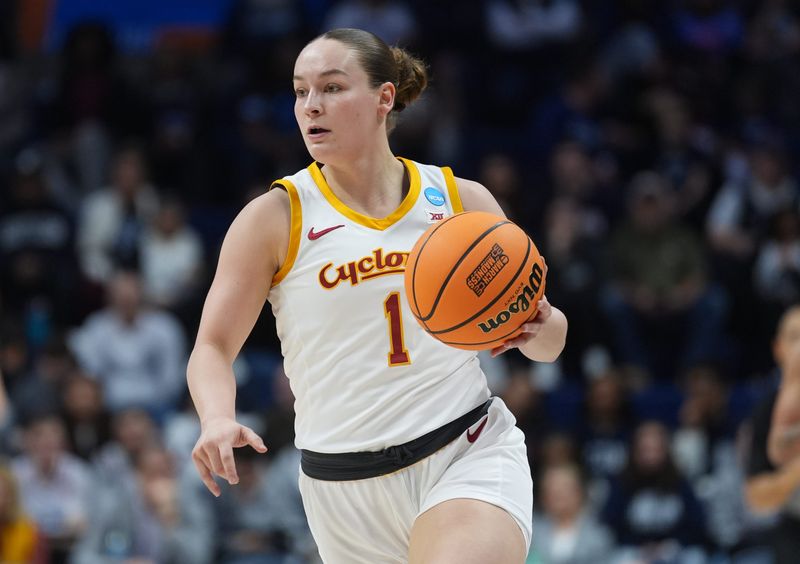 Mar 21, 2026; Storrs, CT, USA; Iowa State Cyclones guard Reese Beaty (1) returns the ball against the Syracuse Orange in the first half at Harry A. Gampel Pavilion. Mandatory Credit: David Butler II-Imagn Images