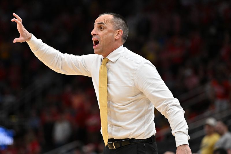 Ben McCollum's second season at Iowa will include four freshemen and five sophomores as future building blocks after relying heavily on senior Bennett Stirtz in Year 1.
