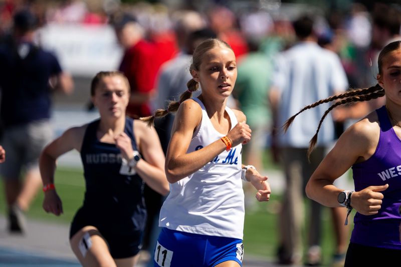Van Meter’s Laura Streck competes in the girls 2A 800m on May 23, 2026, at Drake Stadium.