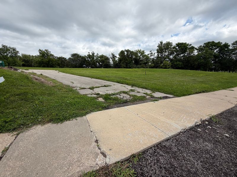 The currently vacant lot at 1002-1006 Orchard Court is pictured on June 17, 2026. It is slated for a city-built affordable housing project. The city currently owns the spot.