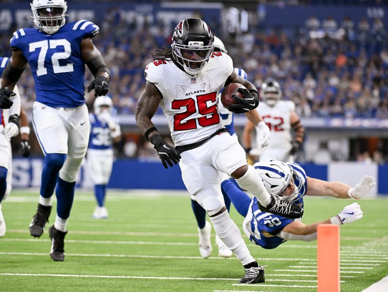 Aug 22, 2026; Indianapolis, Indiana, USA; Atlanta Falcons running back Tyler Goodson (25) runs for a touchdown against the Indianapolis Colts during the first half at Lucas Oil Stadium. Mandatory Credit: Robert Goddin-Imagn Images