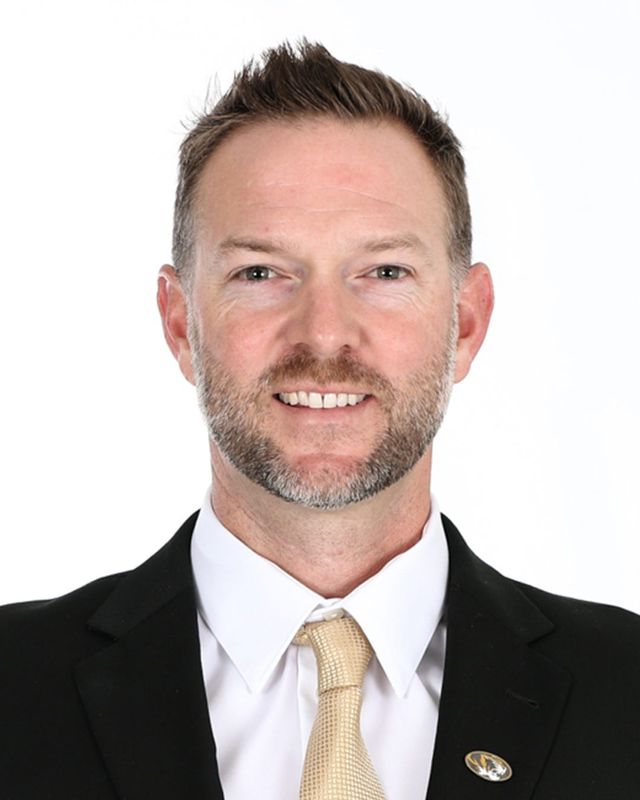 The Bradley Braves have hired former Loyola Marymount and Miami (Ohio) coach Justin Dedman as their new baseball head coach on Wednesday, June 4, 2025.