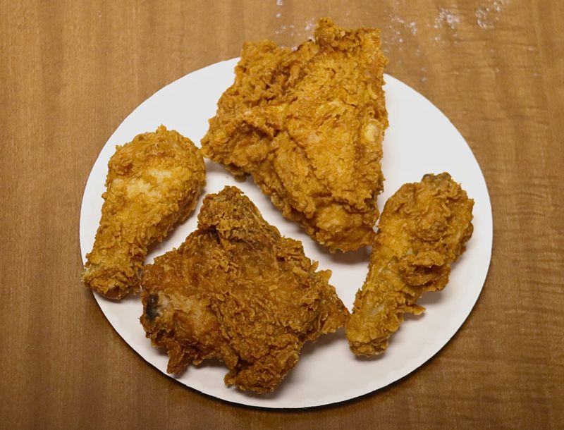 Daily Leader readers have an opportunity to select their favorite place for fried chicken in a Daily Leader poll.