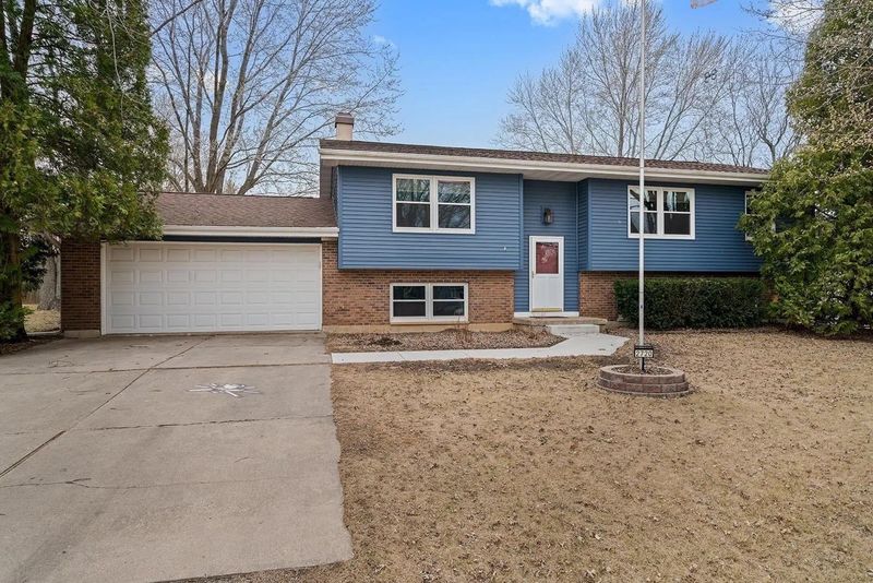 This home at 2720 Lynnville Court in Lindenwood sold for $240,000 on April 21, 2025.
