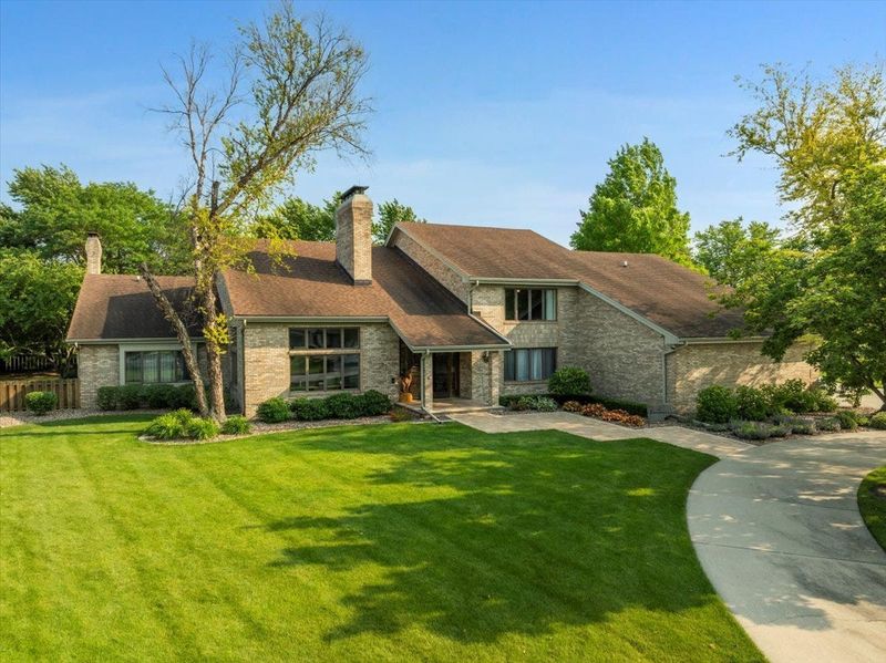 This home in the Pontiac area is on the market for $549,900.