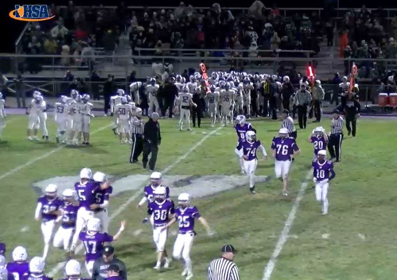 Wilmington (in blue) starts to celebrate as final seconds tick away in their 41-0 win over El Paso-Gridley in the Class 2A IHSA State football playoff semifinals on Saturday, Nov. 22, 2025.
