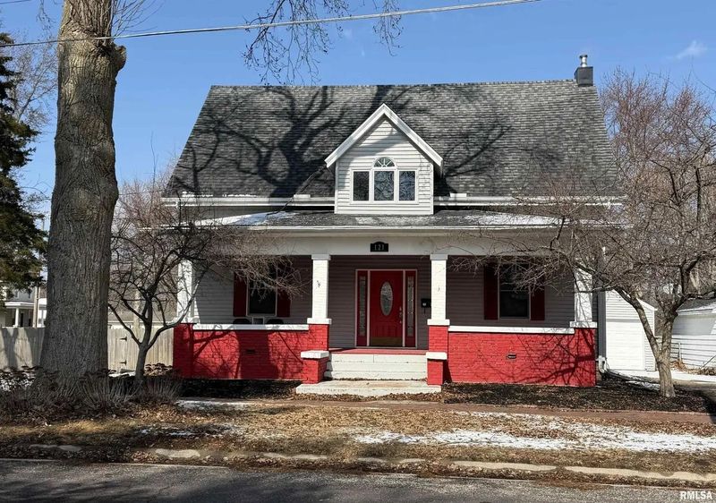 This home in the Canton area is on the market for $187,900.