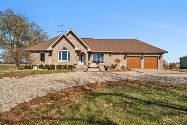 This home in the Pontiac area is on the market for $670,000.