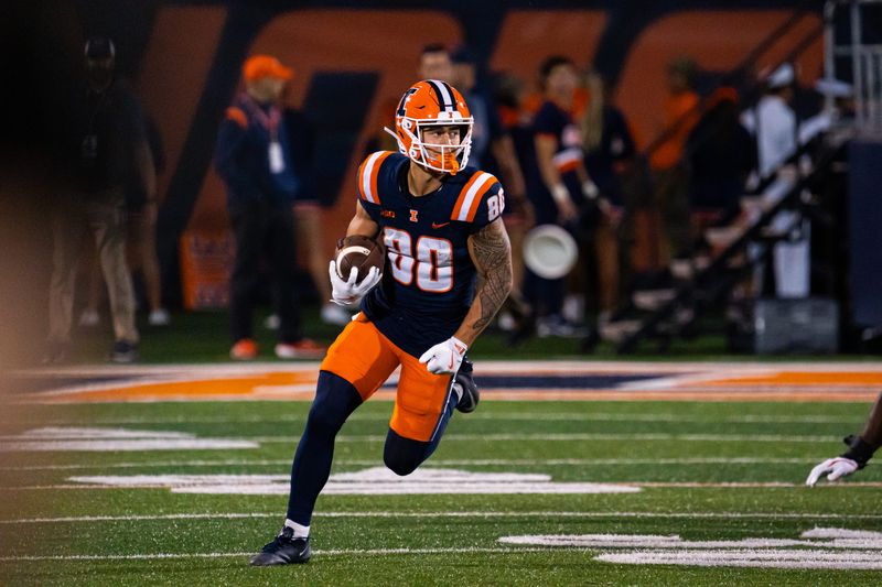 University of Illinois' Hank Beatty carries the ball during the August 29 game between the Western Illinois Leathernecks and the Fighting Illini at Memorial Stadium in Champaign.