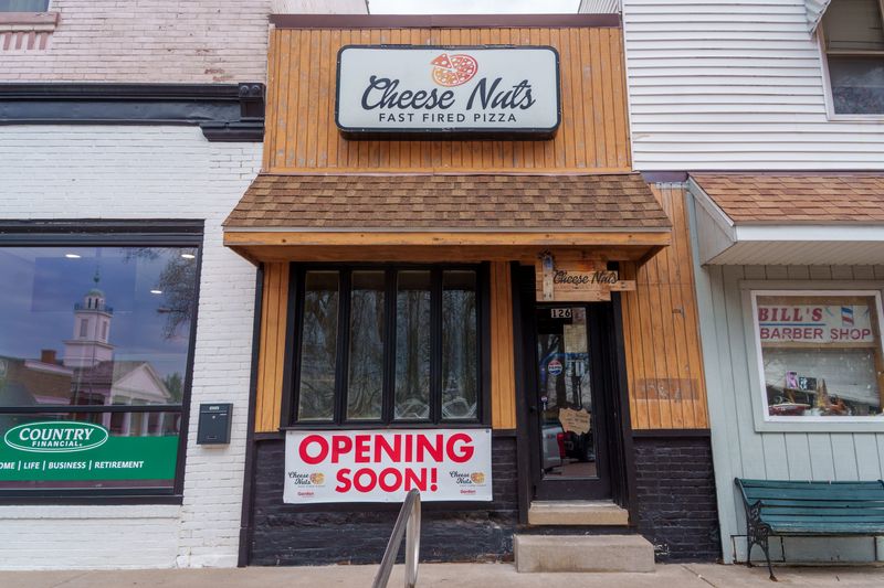 Cheese Nuts Fast Fired Pizza is opening soon on the square in Metamora.