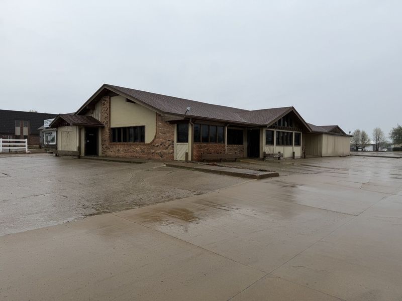 An old building at 7802 N. University Street is the site of a proposed tobacco shop.