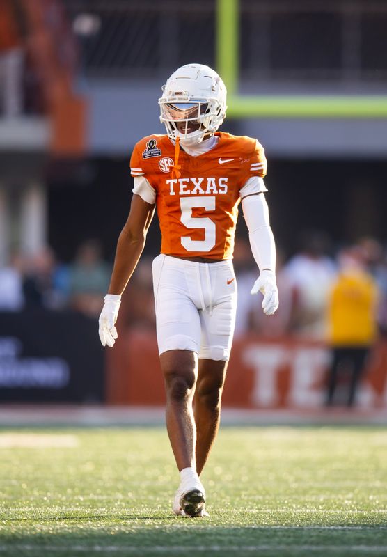 Texas Longhorns defensive back Malik Muhammad against the Clemson Tigers during the CFP National playoff first round at Darrell K Royal-Texas Memorial Stadium.