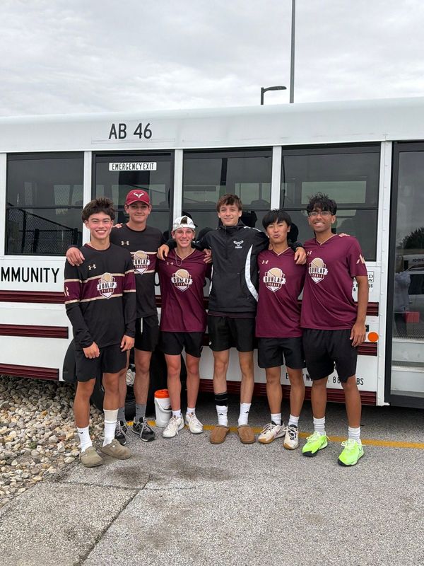 Dunlap High School qualified its entire roster for the 2026 IHSA boys state tennis finals with a dominating performance in the Class 1A Geneseo Sectional on Friday, May 22, 2026.