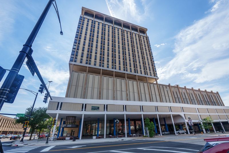 The 20-story vacant Riverview Plaza building at 411 Hamilton Blvd. in Downtown Peoria.