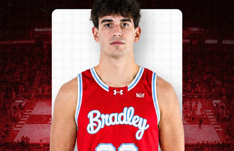 The Bradley Braves have signed point guard Max Gaspa Ibanez, a professional player from Spain.