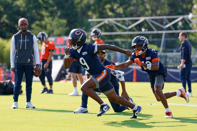 Jul 29, 2026; Lake Forest, IL, USA; Chicago Bears wide receiver Jahdae Walker (9) runs on the field during Training Camp at Halas Hall. Mandatory Credit: Kamil Krzaczynski-Imagn Images