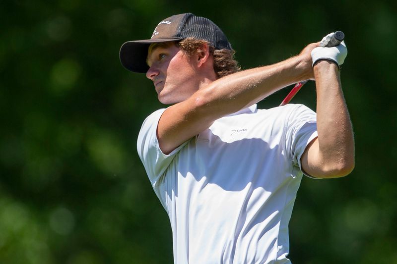 Ben Szklarek, pictured here during the 2022 Greater South Bend Men's Metro golf tournament, won the 2025 championship Sunday, July 27, 2025.