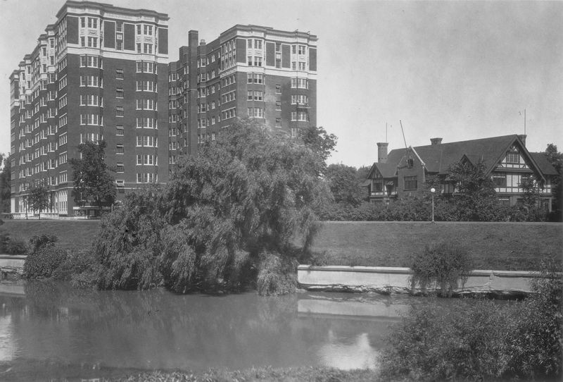 Marott Hotel, as it appeared in 1926, with the then governor's mansion at right.
