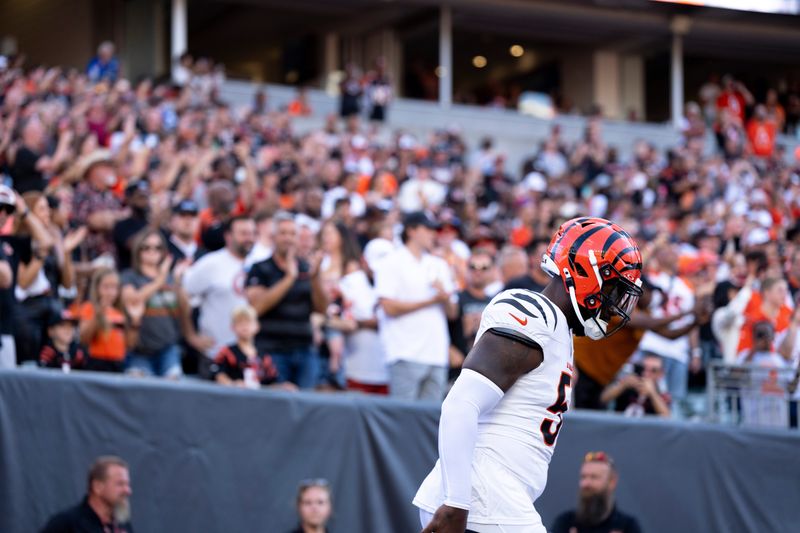 Cincinnati Bengals linebacker Germaine Pratt (57) takes the field before the NFL preseason game against the Tampa Bay Buccaneers at Paycor Stadium in Cincinnati Saturday, August 10, 2024.