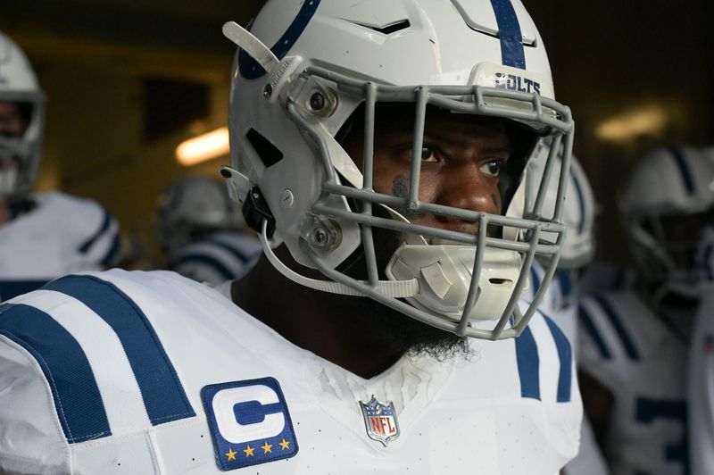 Sep 24, 2023; Baltimore, Maryland, USA;Indianapolis Colts linebacker Zaire Franklin (44) waits to enter the field before the game against the Baltimore Ravens at M&T Bank Stadium. Mandatory Credit: Tommy Gilligan-USA TODAY Sports