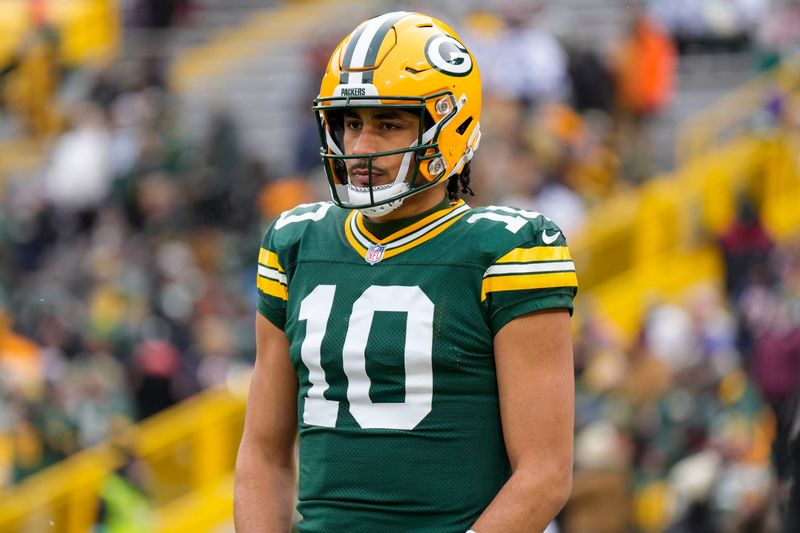 Green Bay Packers quarterback Jordan Love (10) during warmups prior to the game against the Chicago Bears on Sunday, Jan. 5, 2025, at Lambeau Field.