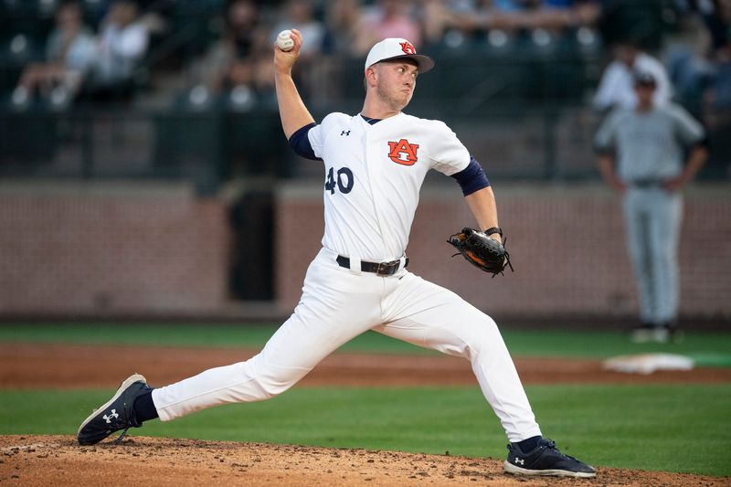 Auburn Tigers' Cam Tilly (40) pitches as the Auburn Tigers take on South Carolina Gamecocks at Plainsman Park in Auburn, Ala., on Thursday, May 8, 2025.