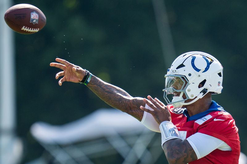 Indianapolis Colts quarterback Anthony Richardson Sr. (5) passes the ball Wednesday, July 23, 2025, during the first day of training camp held at Grand Park in Westfield.