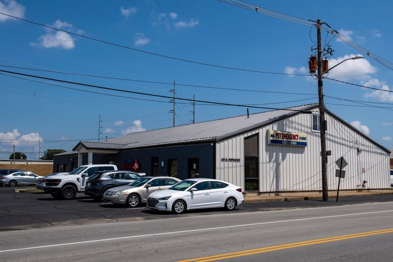 VCA All Pet Emergency Center at 104 S. Heidelbach Avenue in Evansville, Indiana.