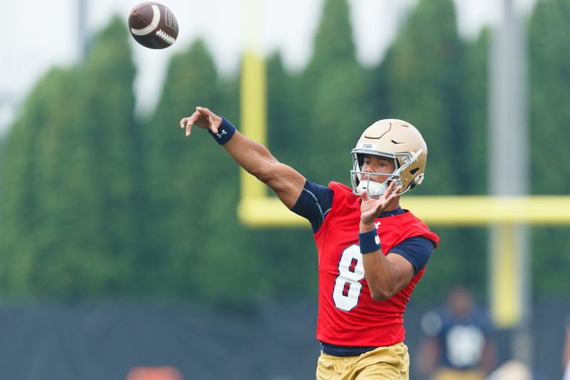 Notre Dame quarterback Kenny Minchey throws a pass during a football practice at Irish Athletic Center on Thursday, July 31, 2025, in South Bend.