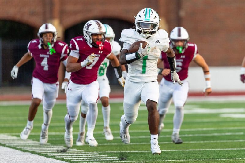 Concord's Reese Breveard (1) breaks loose for a long run during the Concord at Mishawaka High School football game Friday, Sept. 5, 2025.