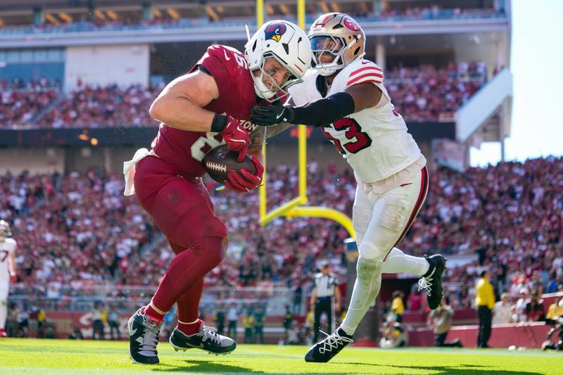 Sep 21, 2025; Santa Clara, California, USA; Arizona Cardinals tight end Trey McBride (85) makes the touch catch in front of San Francisco 49ers linebacker Dee Winters (53) during the second half at Levi's Stadium. Mandatory Credit: Kyle Terada-Imagn Images