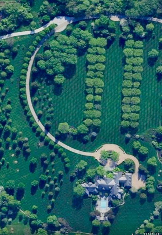 A Google maps aerial view of the 97-acre property in Carmel which was owned by late Indianapolis Colts owner Jim Irsay shows trees on the property which seem to spell out "J I" for Jim Irsay.