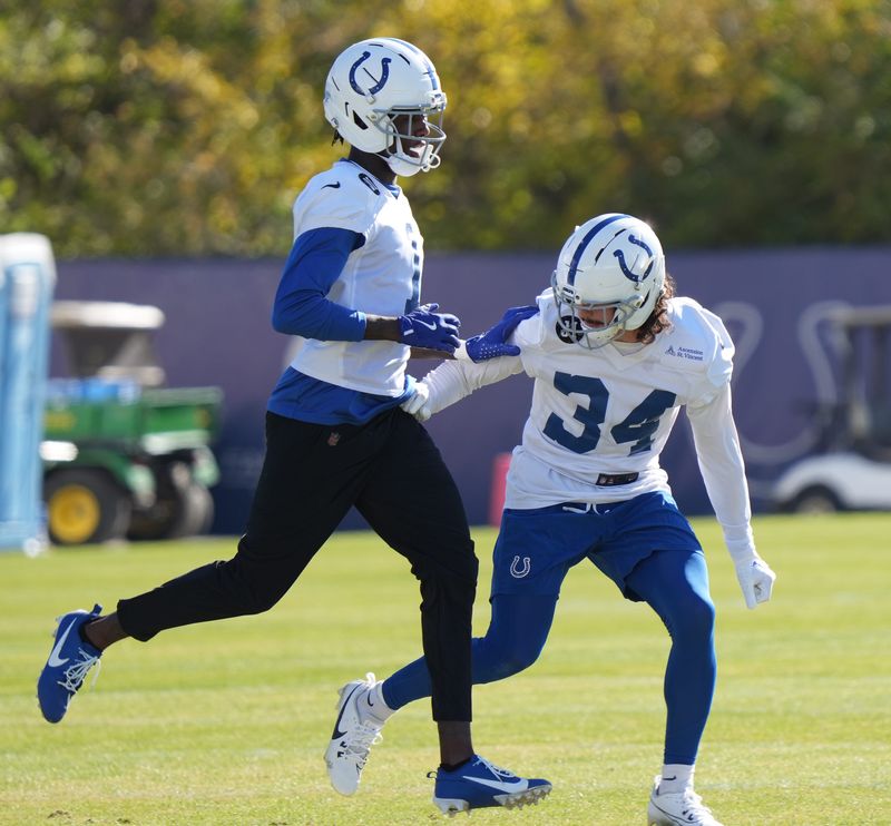 Indianapolis Colts cornerback Sauce Gardner (1) runs at practice on Thursday, November 6, 2025.