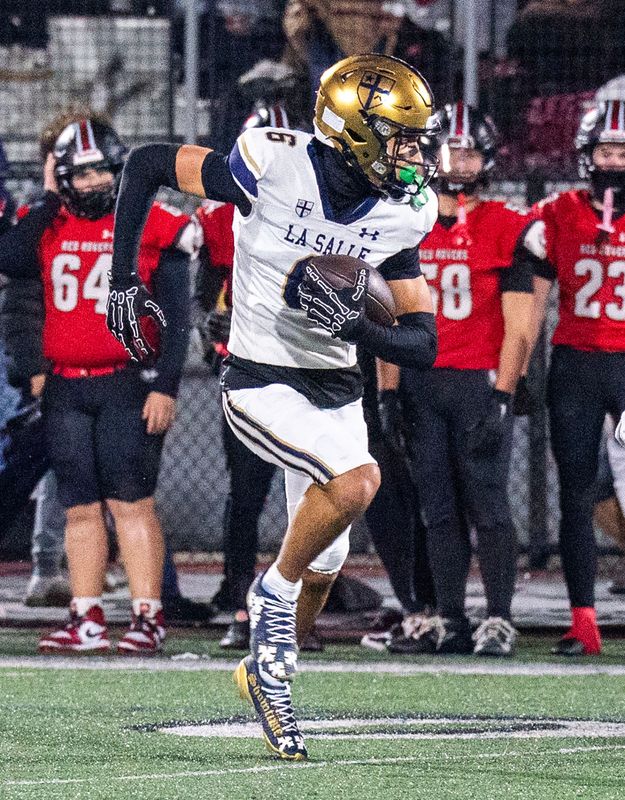 La Salle's Joey O'Brien, 6, runs the ball against Easton during the PIAA football quarterfinals in Bethlehem on Nov. 21, 2025.