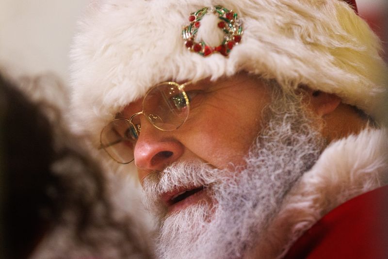 Holiday apps create fun for kids. They can track Santa's sleigh or send him personalized messages, but as a parent the Better Business Bureau suggests you investigate the app before your child begins tracking Santa.