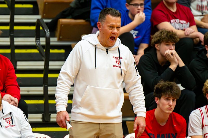 Plainfield High School head coach Andy Weaver reacts to play on the court during the first half of a Hendricks County Tourney championship boys’ basketball game against Brownsburg High School, Saturday, Jan. 10, 2026, at Danville High School.