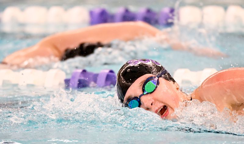 Bloomington South’s Harper Eakin swims the girls 500 freestyle during the Bloomington North vs. Bloomington South Counsilman Classic at South on Saturday, Jan. 17, 2026.