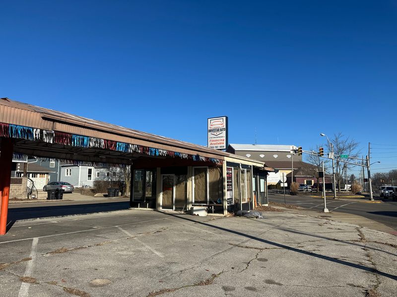 The city of Lafayette plans to purchase the site of the former Pops B&K Root Beer Stand, located at 1701 Main St. Most recently, the property operated as Drivestar Auto.