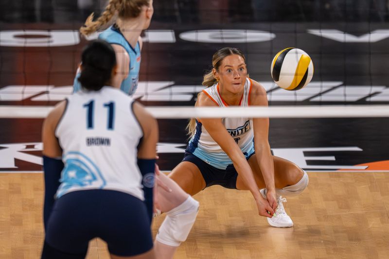 Indy Ignite libero Elena Scott (9) during a Major League Volleyball match against the Orlando Valkyries, Thursday, March 12, 2026, at Fishers Event Center.