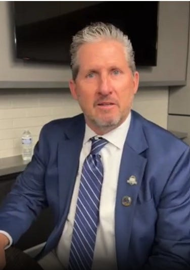 Former Notre Dame quarterback Steve Beuerlein speaks before the funeral of coach Lou Holtz on March 16, 2026.