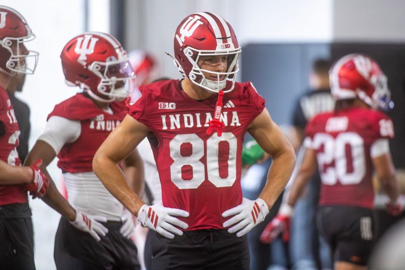Indiana's Charlie Becker (80) during Indiana University spring football practice on Thursday, March 26, 2026.