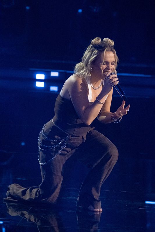 AMERICAN IDOL - “911 (90s Judges’ Song Contest)” - The Top 12 take on the “Judges’ Song Contest,” performing ’90s hits secretly picked by Luke Bryan, Lionel Richie or Carrie Underwood.