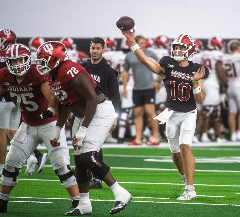 Indiana's Josh Hoover (10) during Indiana football spring practice on Thursday, April 16, 2026.